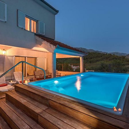 Holiday Home Harmony Žrnovnica エクステリア 写真