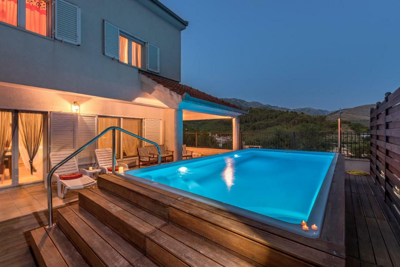Holiday Home Harmony Žrnovnica エクステリア 写真