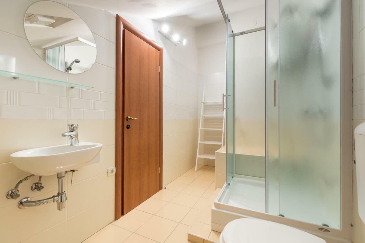 Holiday Home Harmony Žrnovnica エクステリア 写真